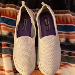 💜 3/$15 Danskin now memory foam slip on shoes